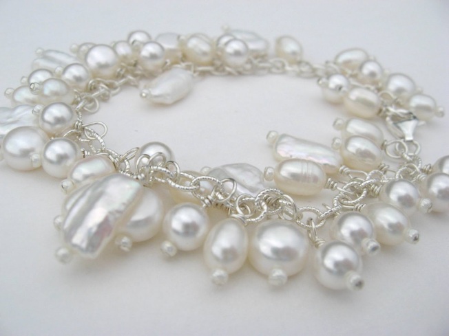 Swarovski and Freshwater White pearl chain bracelet